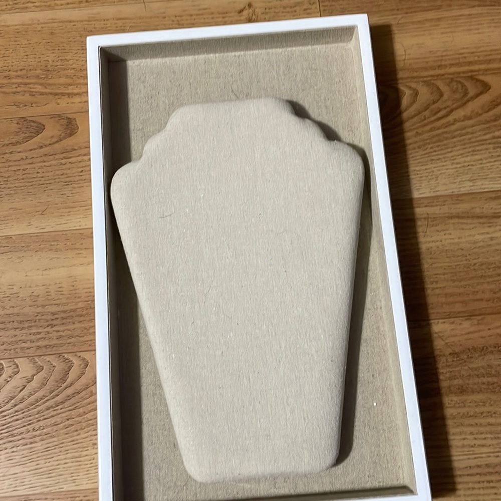 Stella & Dot necklace and jewelry holder.